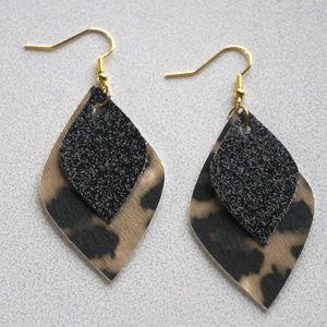 Faux leather leaf-shaped earrings with 2 layers